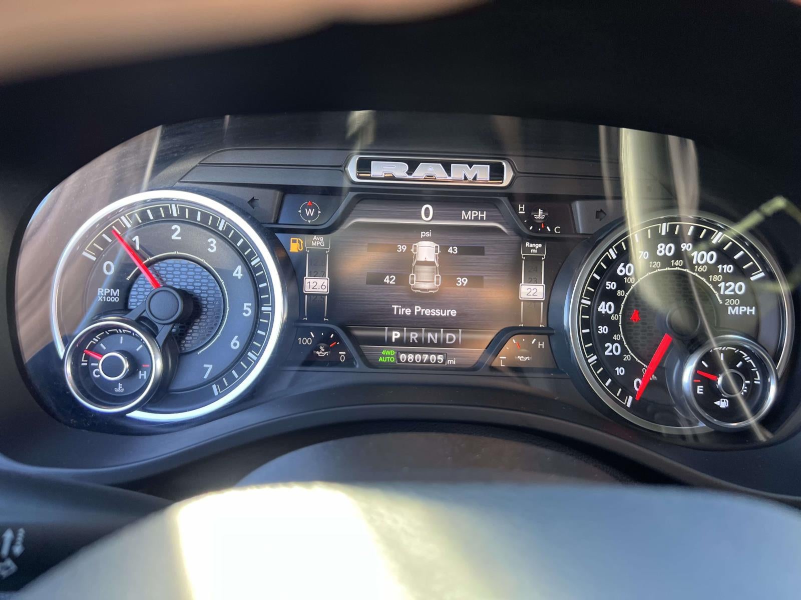 2021 RAM 1500 Big Horn Crew Cab 4x4 5'7' Box