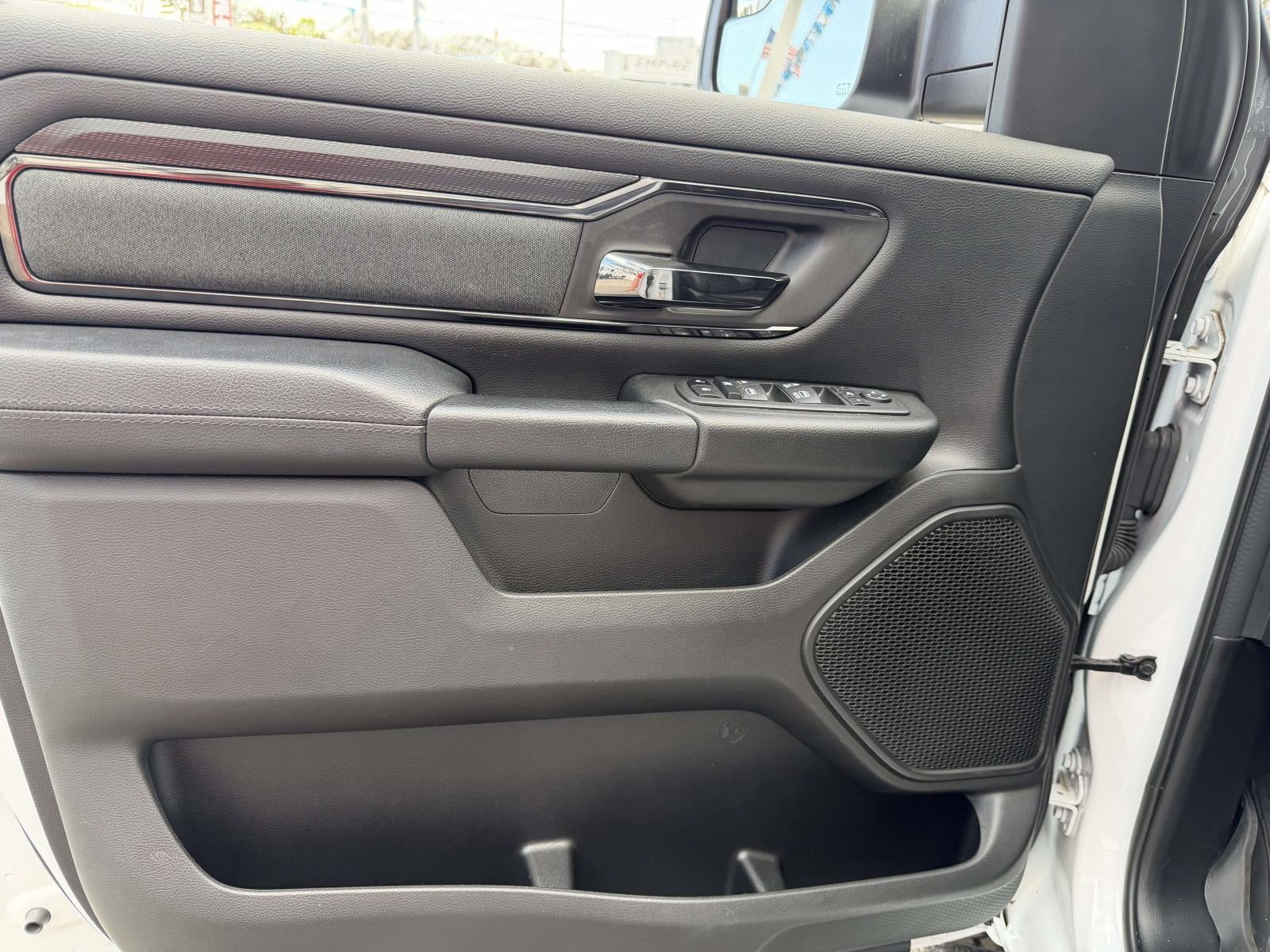 2023 RAM 1500 Big Horn Crew Cab 4x4 5'7' Box