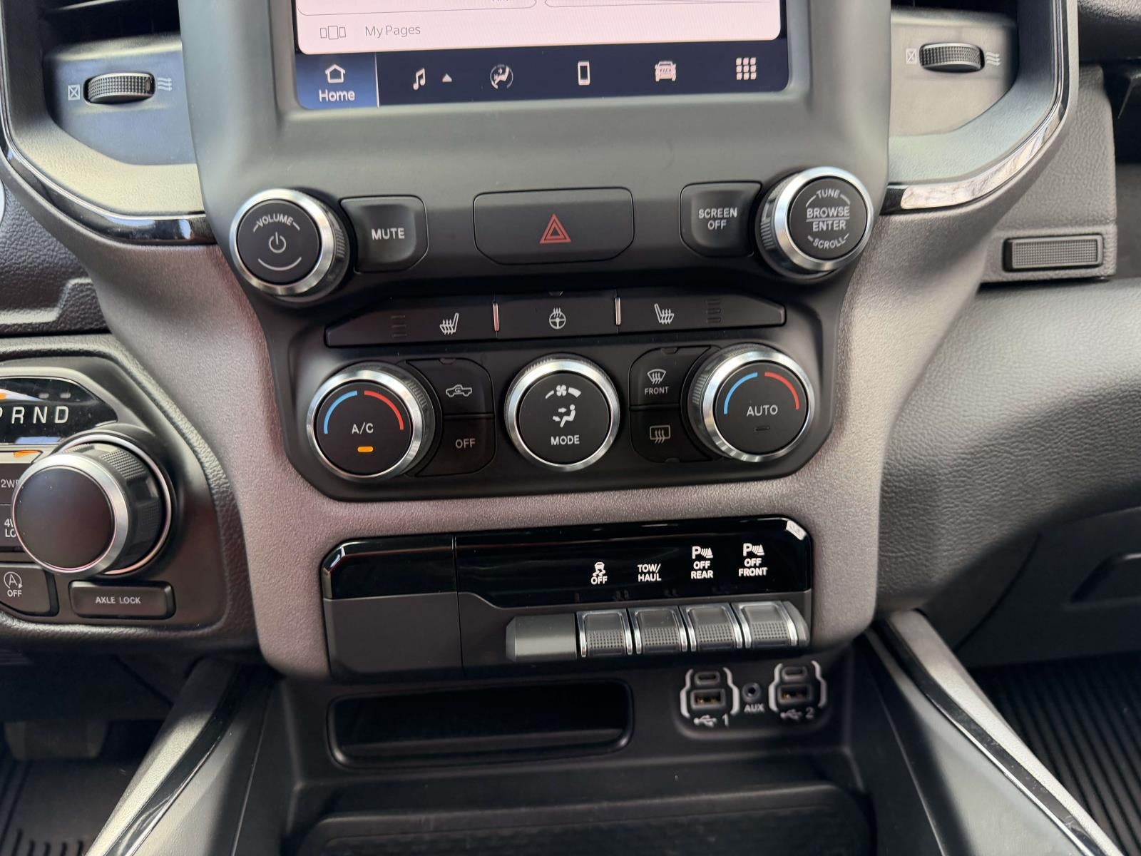 2023 RAM 1500 Big Horn Crew Cab 4x4 5'7' Box