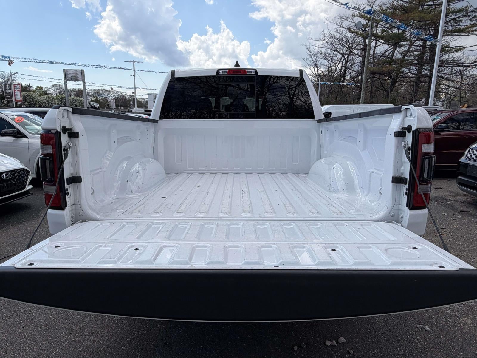 2023 RAM 1500 Big Horn Crew Cab 4x4 5'7' Box