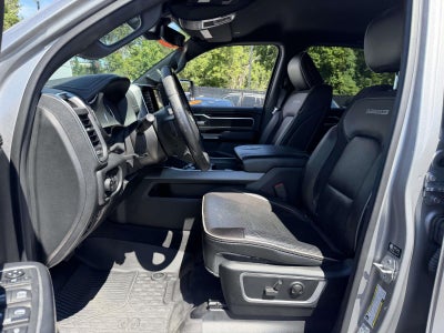 2022 RAM 1500 Laramie Crew Cab 4x4 5'7' Box