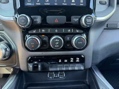 2022 RAM 1500 Laramie Crew Cab 4x4 5'7' Box