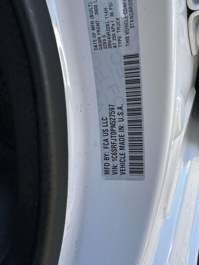 2023 RAM 1500 Laramie Crew Cab 4x4 5'7' Box