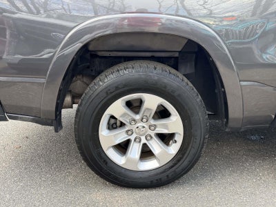 2021 RAM 1500 Laramie Crew Cab 4x4 5'7' Box