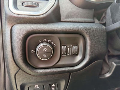 2021 RAM 1500 Laramie Crew Cab 4x4 5'7' Box