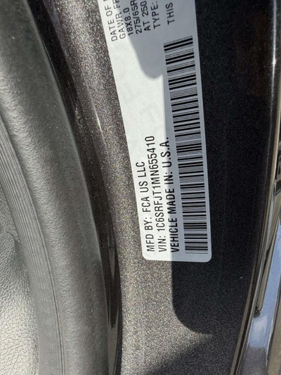 2021 RAM 1500 Laramie Crew Cab 4x4 5'7' Box