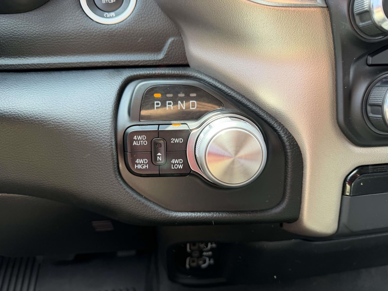 2021 RAM 1500 Laramie Crew Cab 4x4 5'7' Box