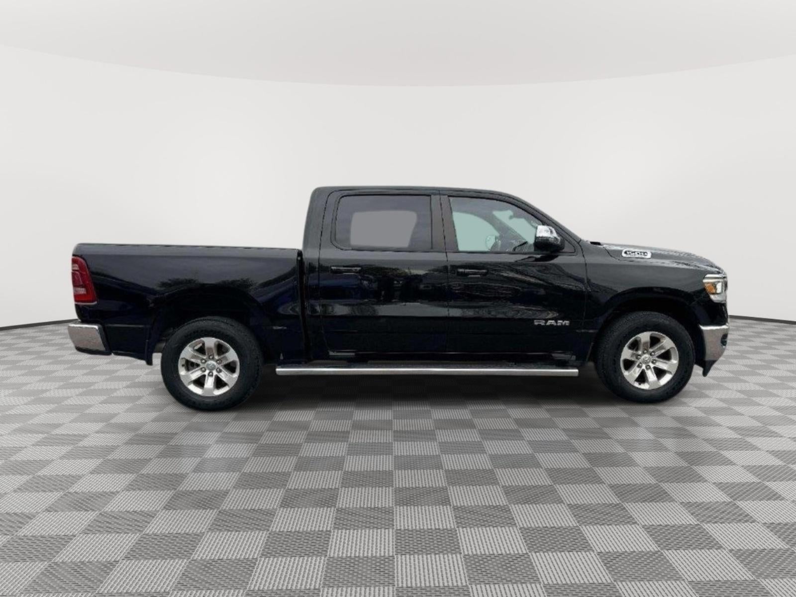 2024 RAM 1500 Laramie Crew Cab 4x4 5'7' Box