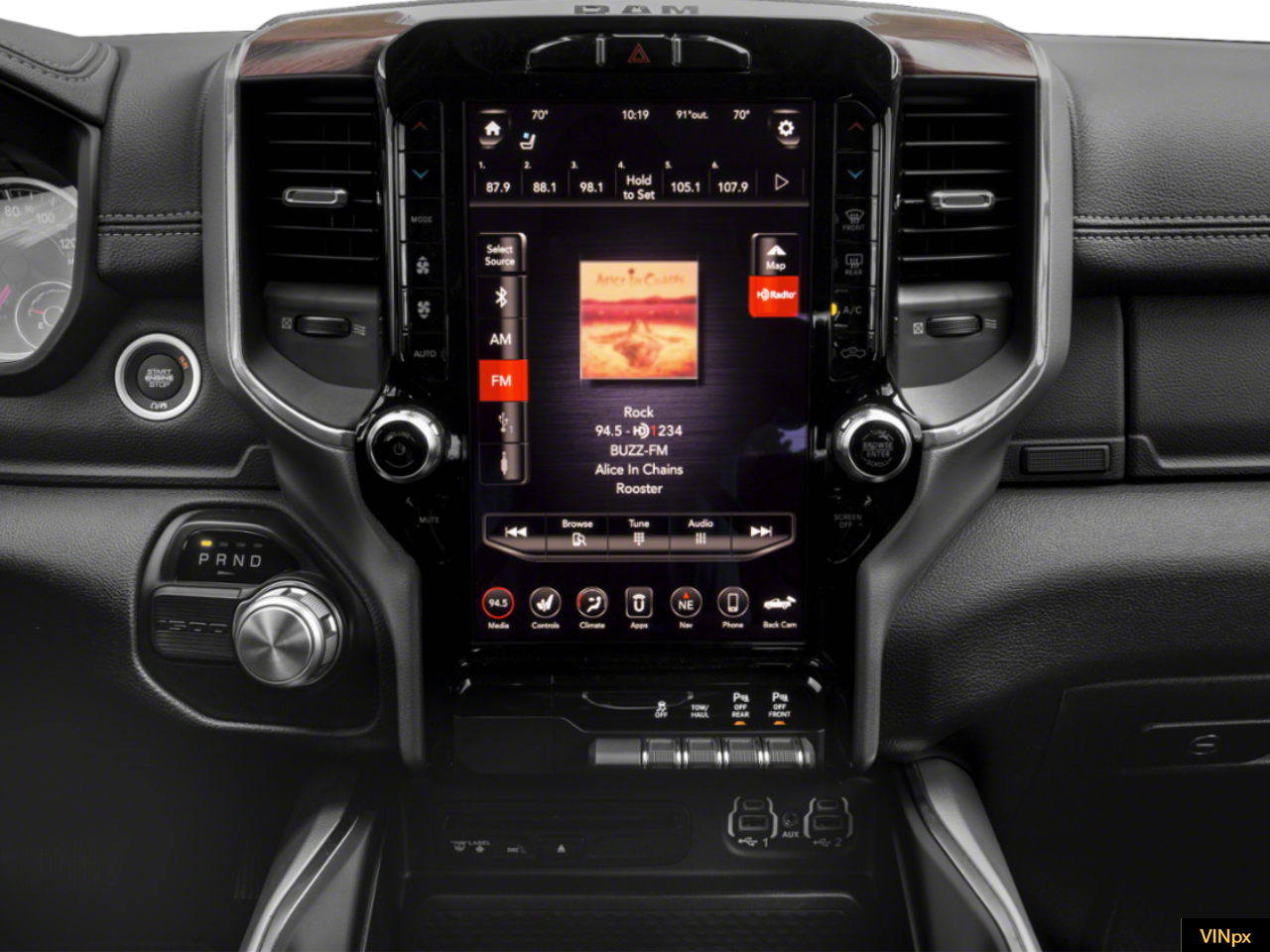 2019 RAM 1500 Laramie Crew Cab 4x4 5'7' Box