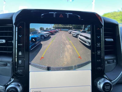 2023 RAM 1500 Laramie Crew Cab 4x4 5'7' Box