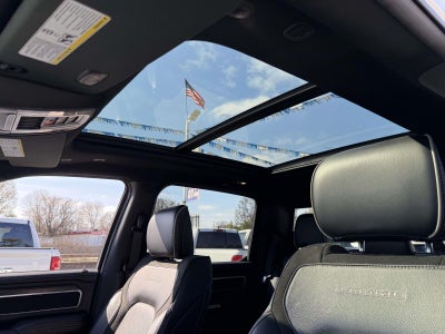 2023 RAM 1500 Laramie Crew Cab 4x4 5'7' Box