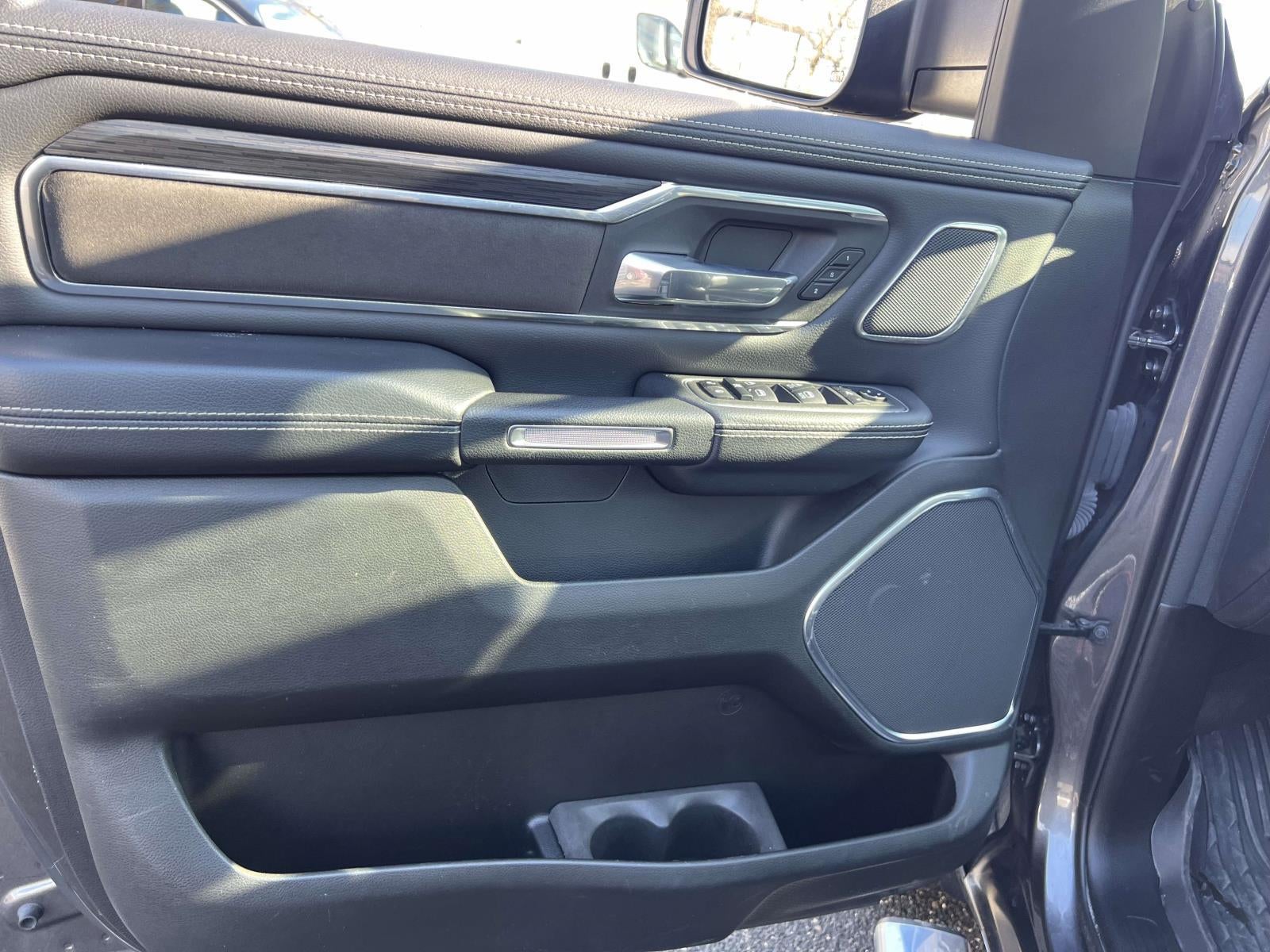 2024 RAM 1500 Laramie Crew Cab 4x4 5'7' Box