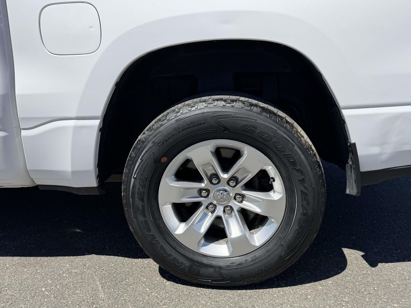 2023 RAM 1500 Laramie Crew Cab 4x4 5'7' Box