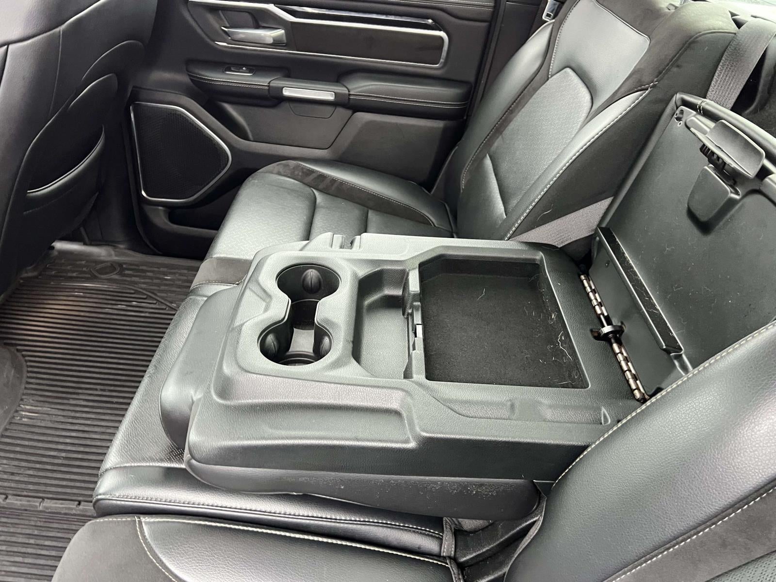 2019 RAM 1500 Laramie Crew Cab 4x4 5'7' Box