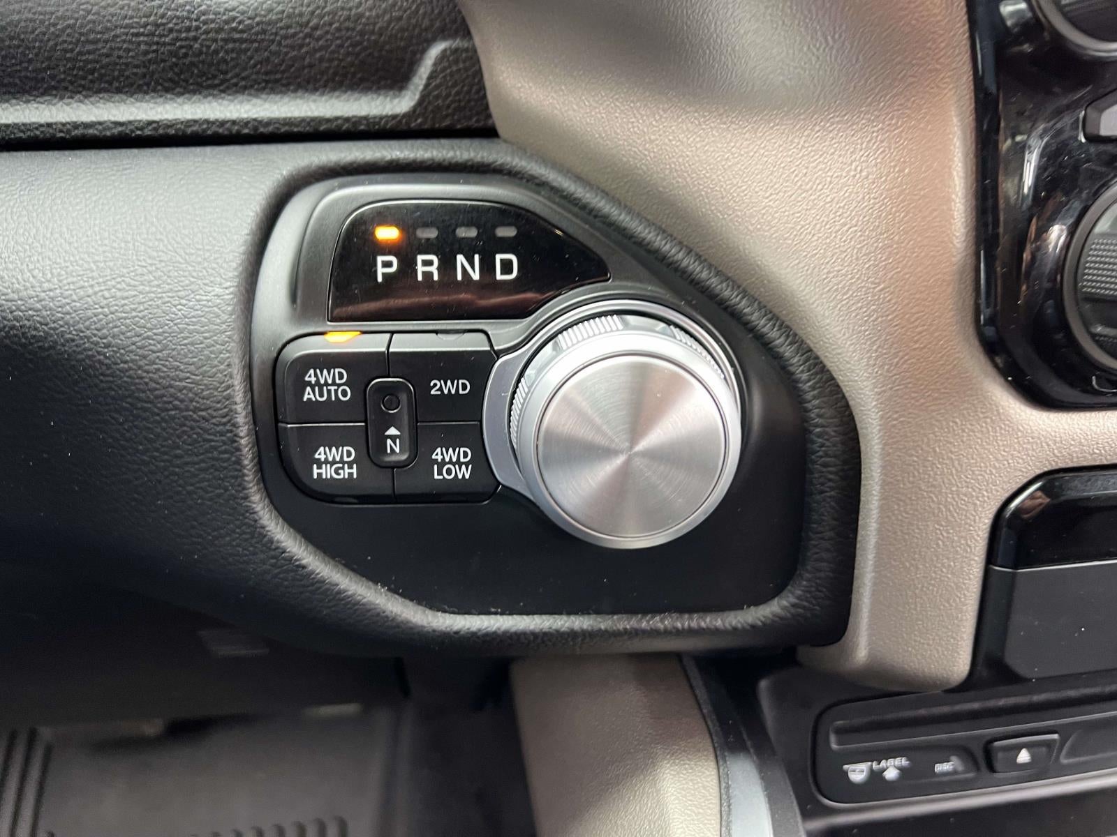 2019 RAM 1500 Laramie Crew Cab 4x4 5'7' Box