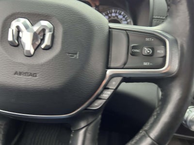 2019 RAM 1500 Laramie Crew Cab 4x4 5'7' Box