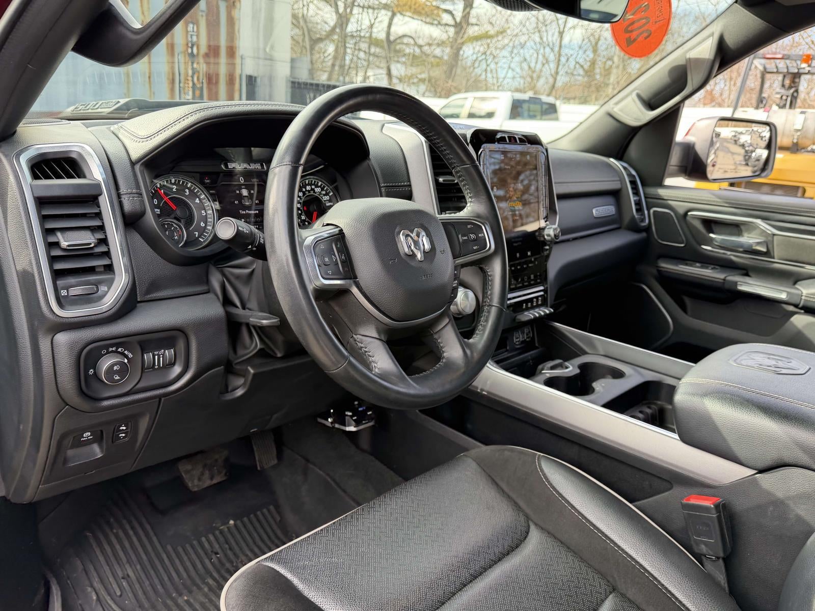 2023 RAM 1500 Laramie Crew Cab 4x4 5'7' Box