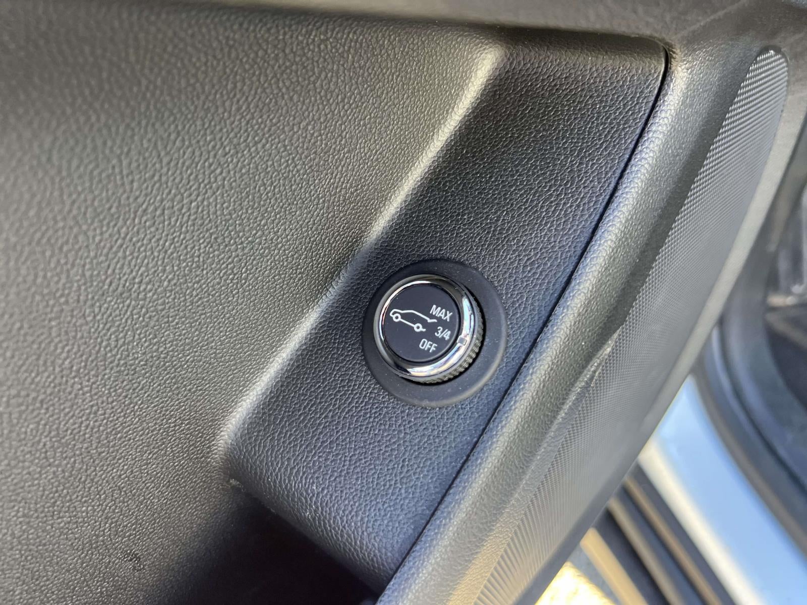 2023 Chevrolet Traverse FWD LT Cloth