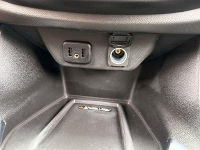 2023 Chevrolet Traverse AWD LT Leather