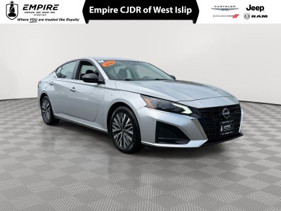 2024 Nissan Altima SV FWD