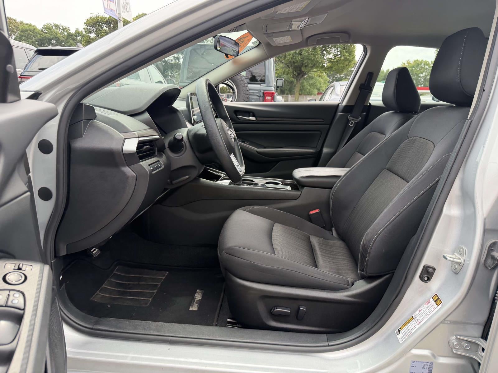 2024 Nissan Altima SV FWD