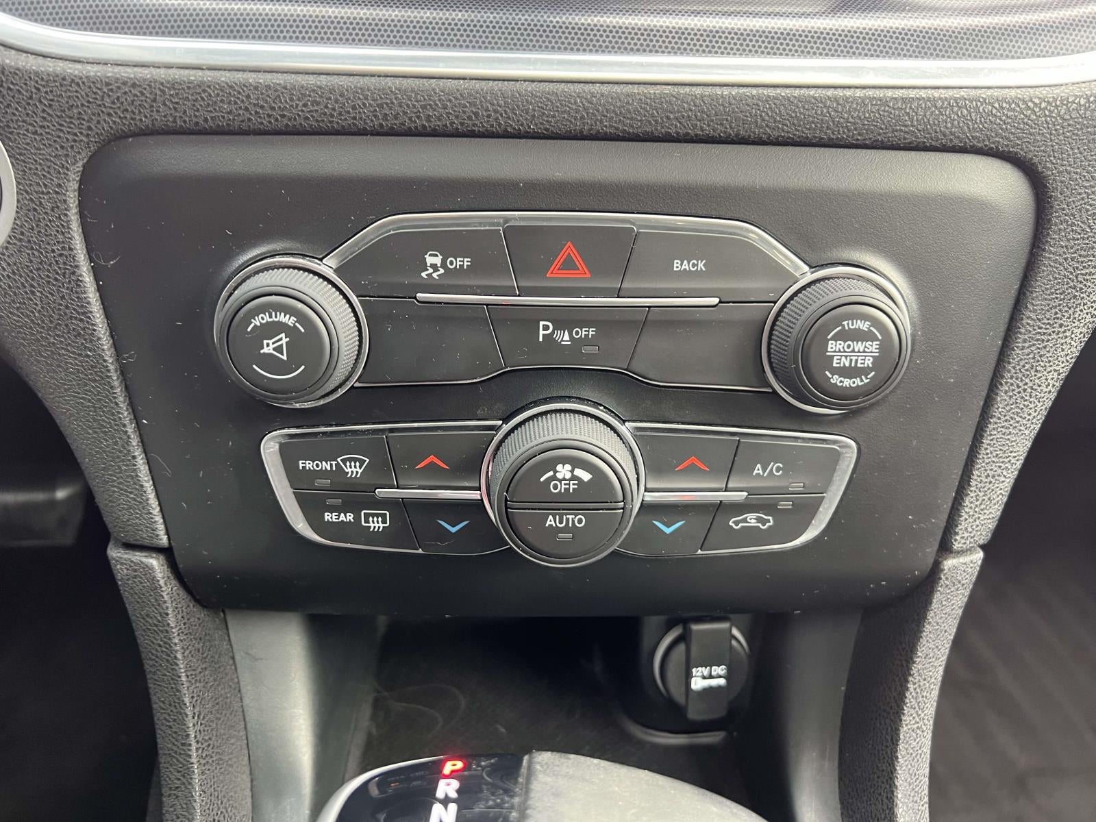 2016 Dodge Charger SXT