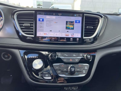 2025 Chrysler Pacifica PACIFICA SELECT AWD