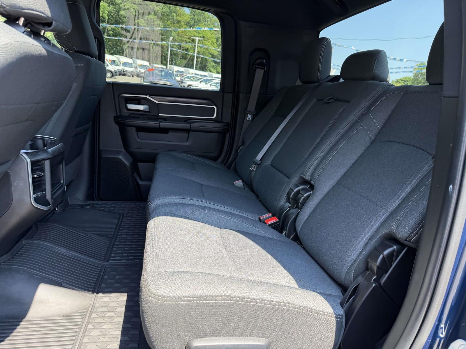 2022 RAM 2500 Big Horn Mega Cab 4x4 64' Box
