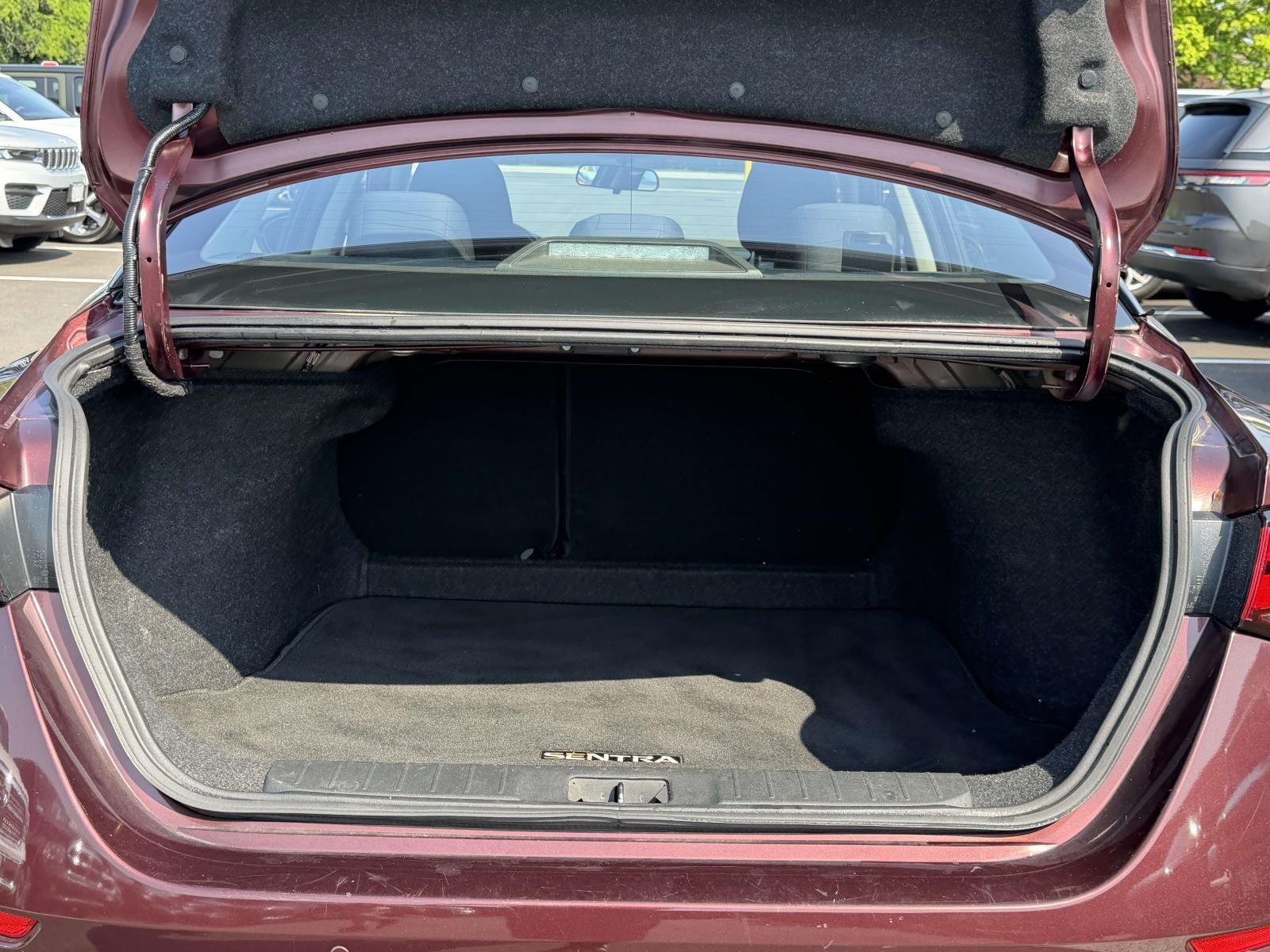 2021 Nissan Sentra SV Xtronic CVT