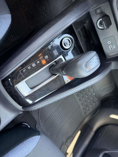 2024 Nissan Versa 1.6 SV
