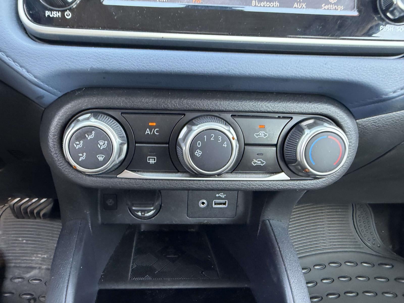 2024 Nissan Versa 1.6 SV