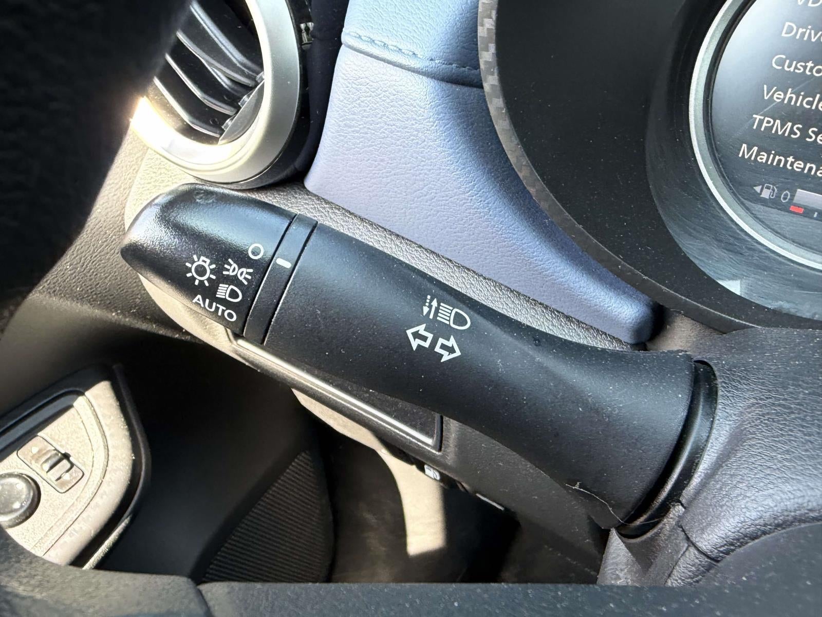 2024 Nissan Versa 1.6 SV