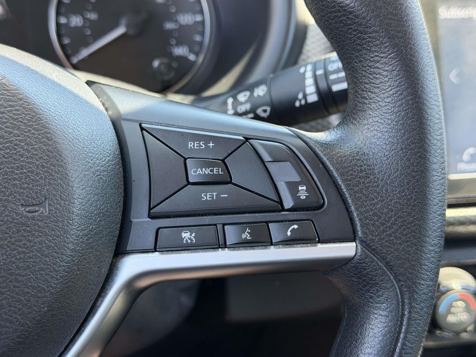 2022 Nissan Kicks SV Xtronic CVT