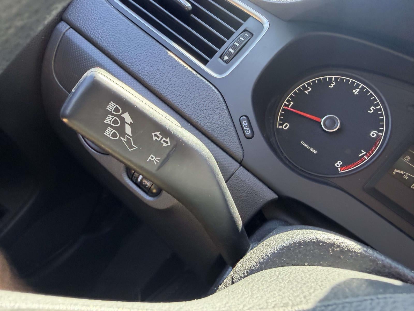 2014 Volkswagen Jetta 2.0L S