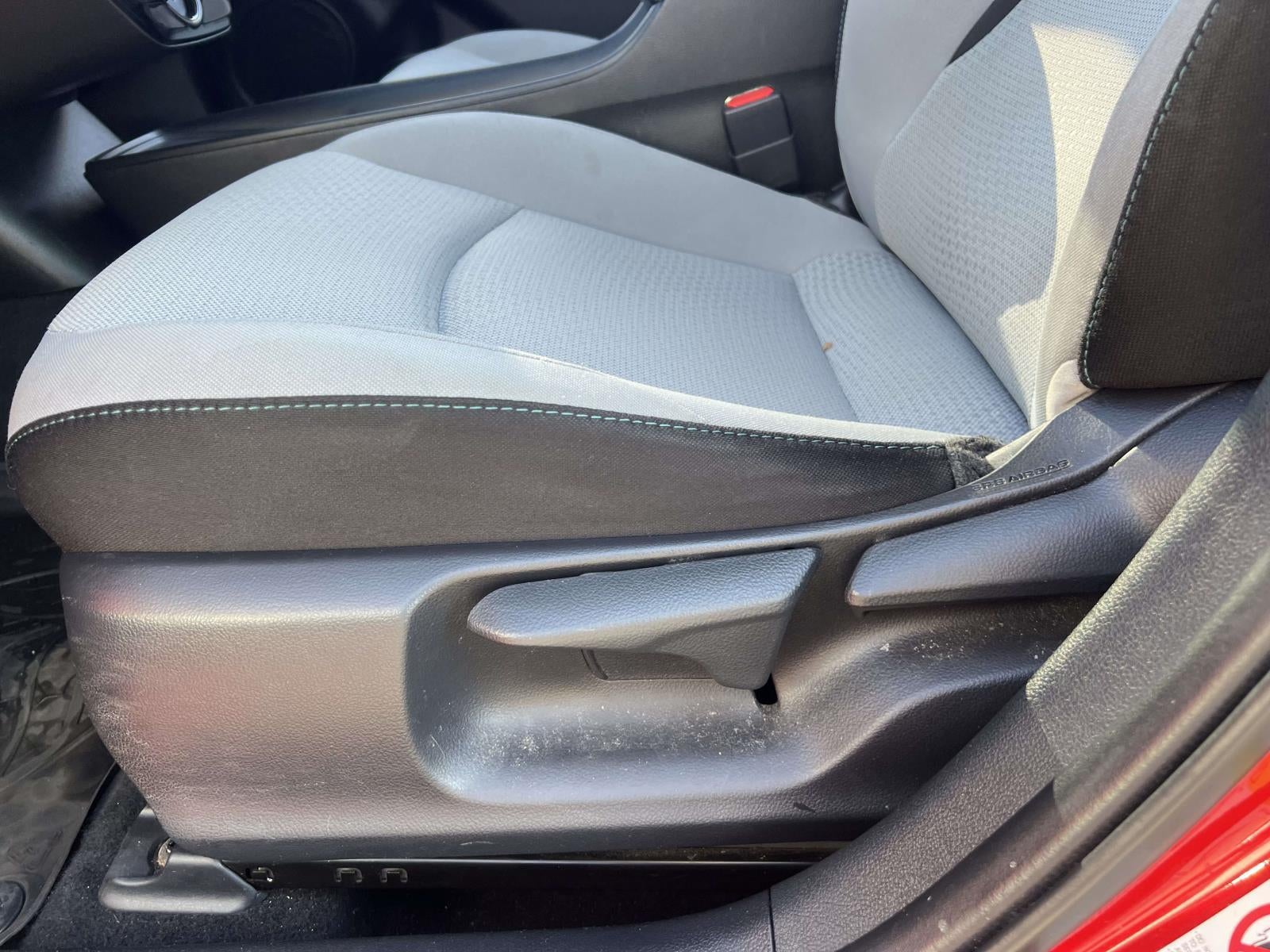 2019 Toyota Prius LE