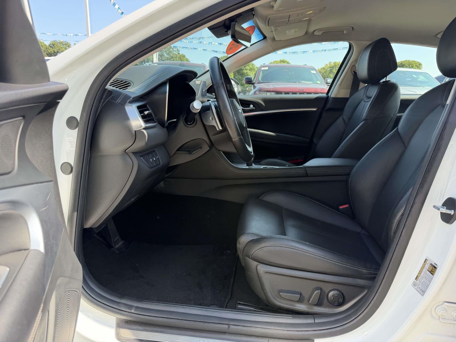 2025 Genesis G70 2.5T AWD