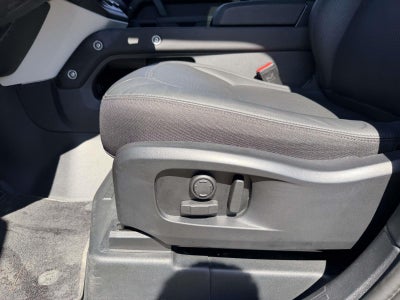 2025 Land Rover Defender 110 P300