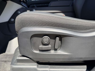 2025 Land Rover Defender 110 P300