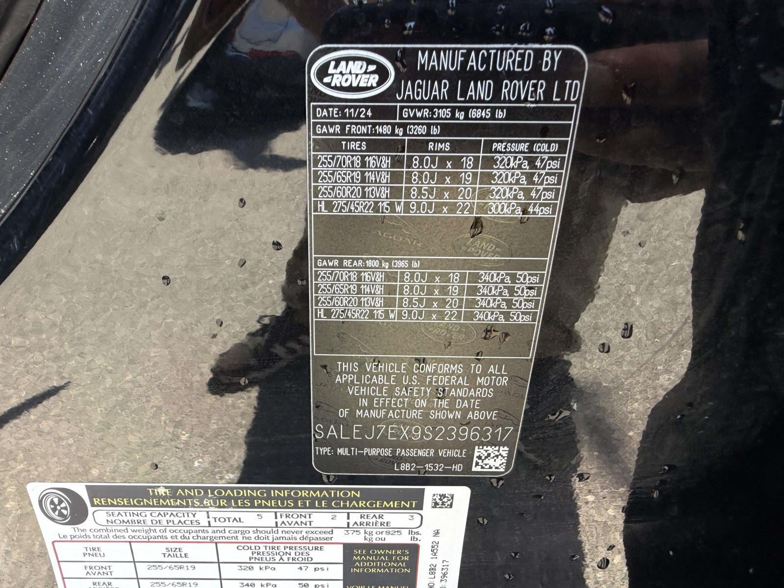 2025 Land Rover Defender 110 P300