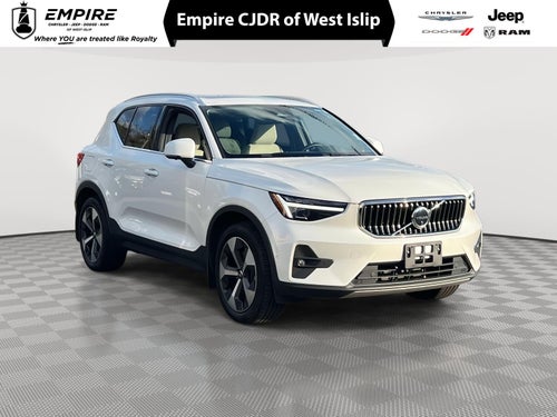 2023 Volvo XC40 B5 Ultimate Bright Theme