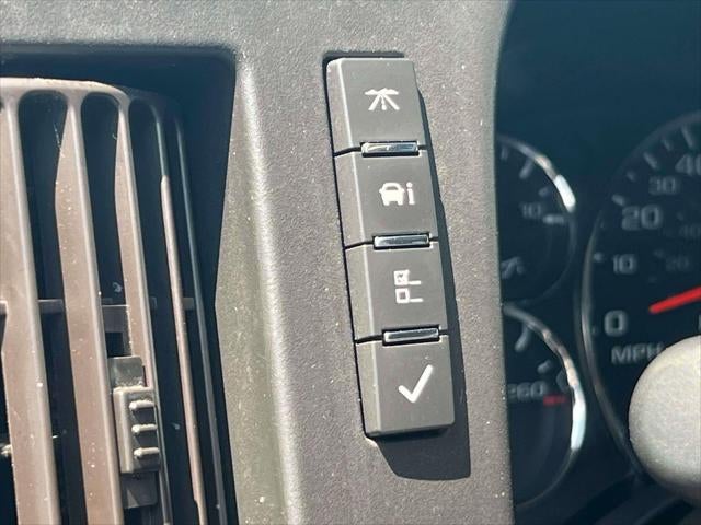 2019 Chevrolet Express Passenger 3500 LT