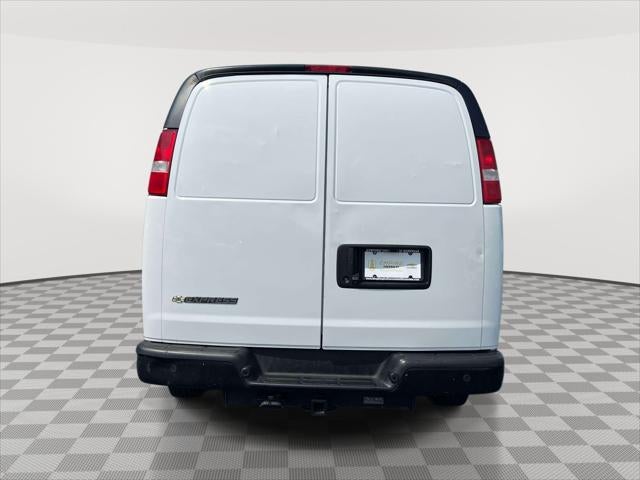2022 Chevrolet Express Cargo 2500 RWD 2500 Regular Wheelbase WT