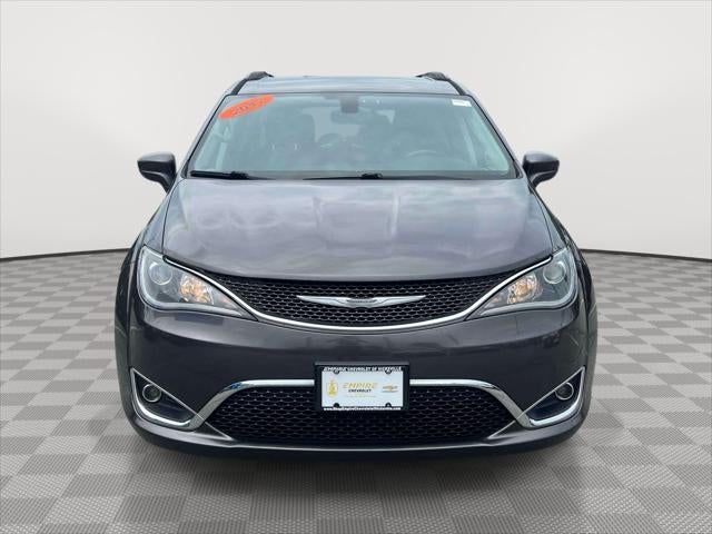Used 2017 Chrysler Pacifica Touring-L with VIN 2C4RC1BG0HR654061 for sale in Hicksville, NY