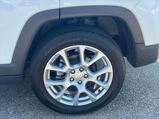 2023 Jeep Compass Latitude Lux