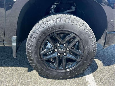 2023 Chevrolet Silverado 1500 Custom Trail Boss