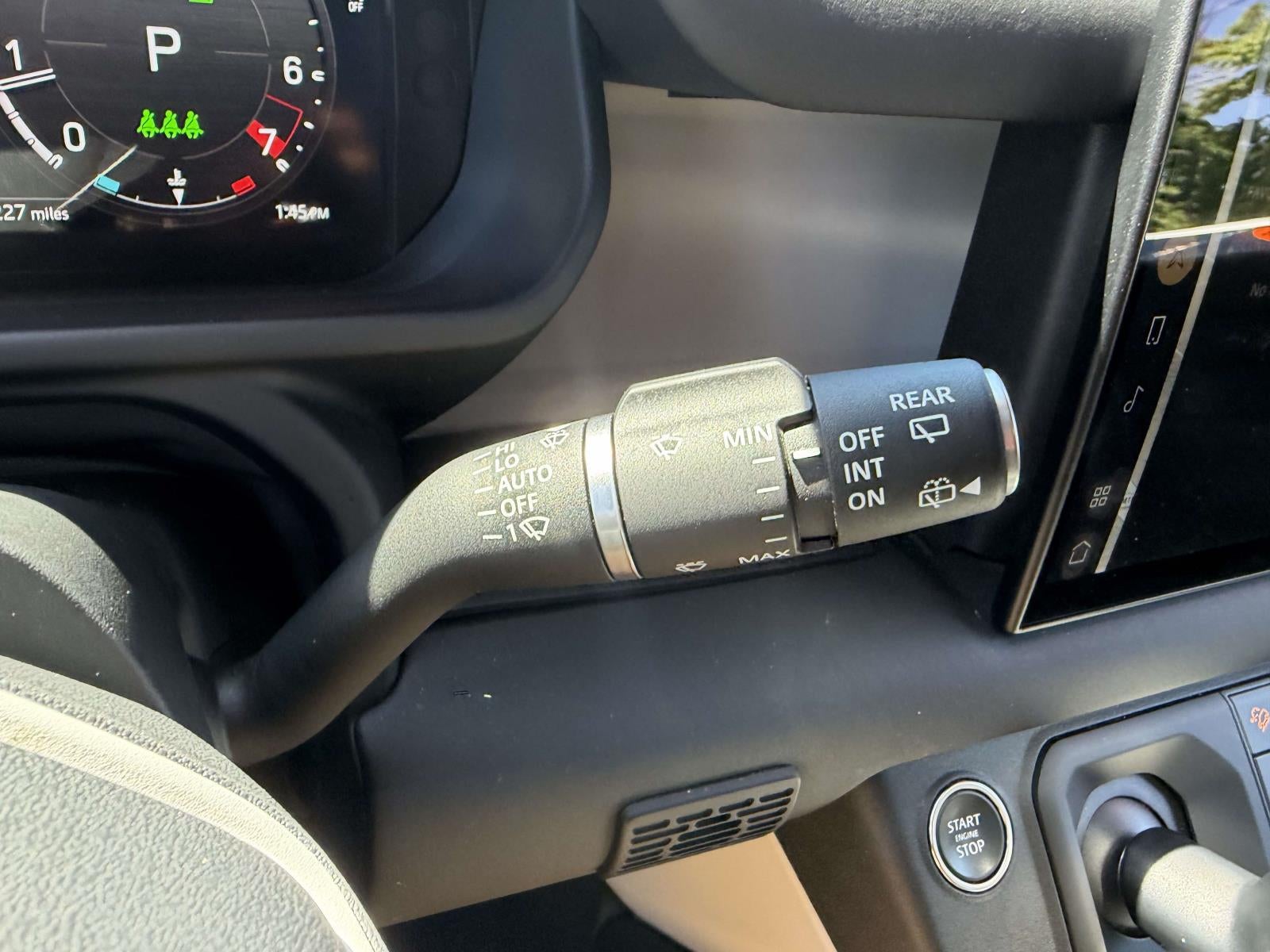 2025 Land Rover Defender S