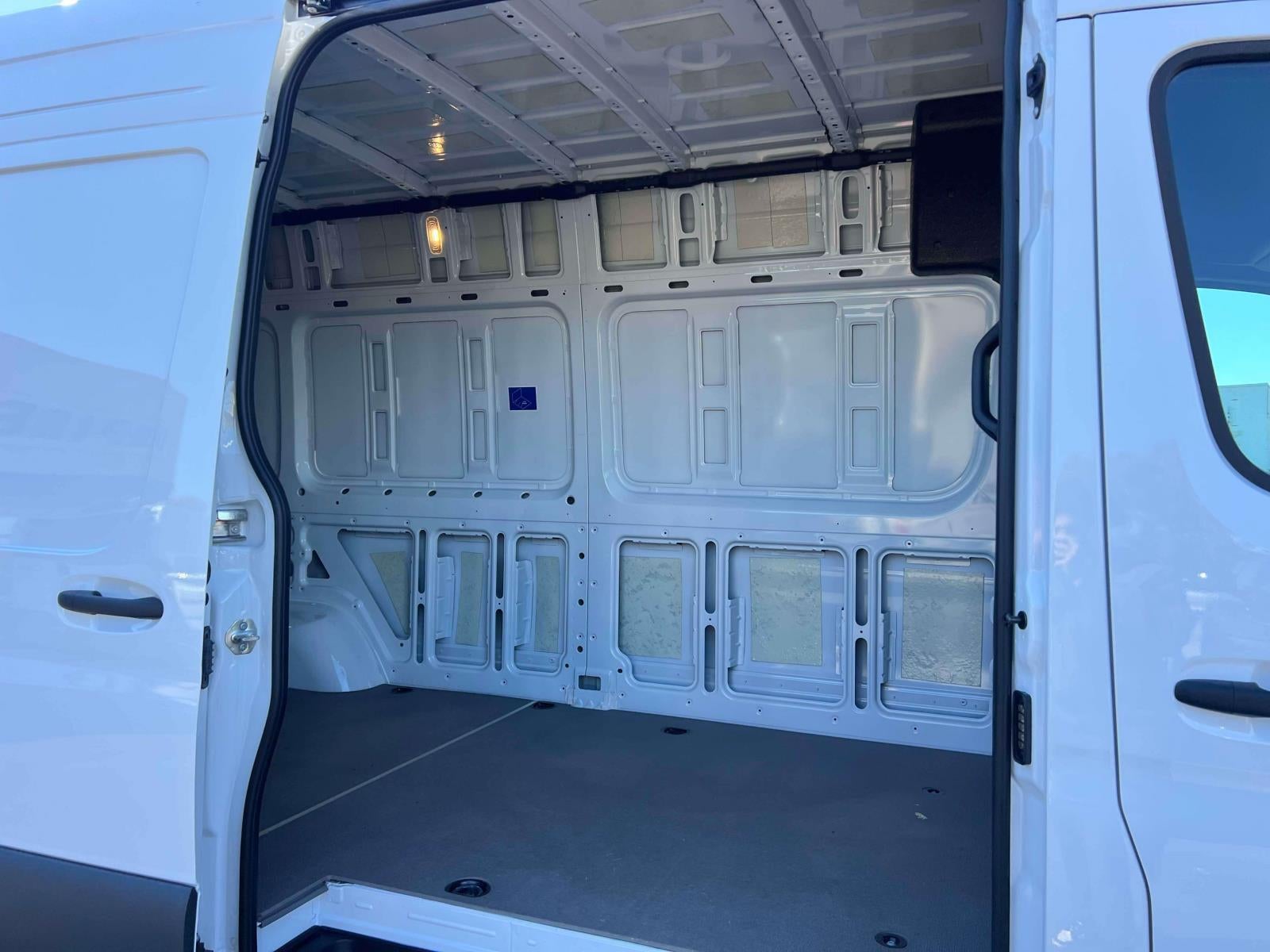 2025 Mercedes-Benz Sprinter Cargo Van 2500 High Roof I4 Diesel 170" RWD