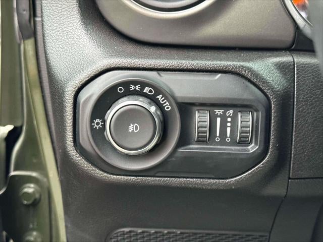 2022 Jeep Wrangler Unlimited Willys