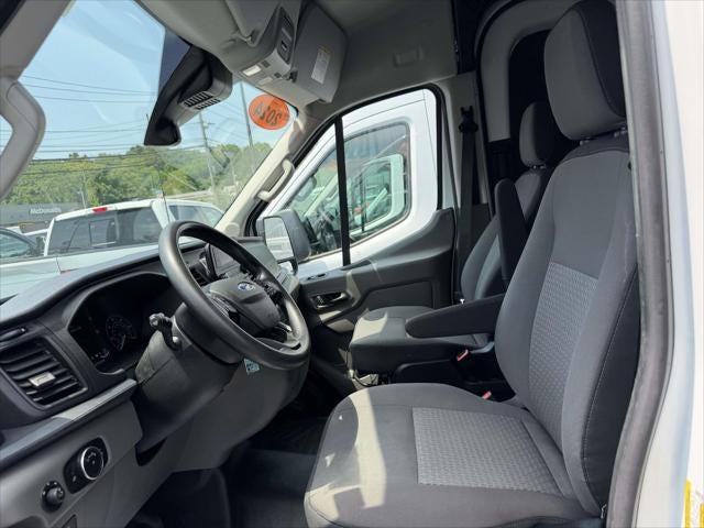 2024 Ford Transit Cargo Van T-250 148" Med Rf 9070 GVWR AWD