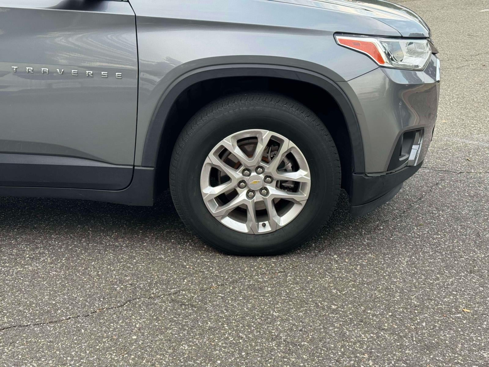 2020 Chevrolet Traverse LT Cloth